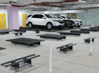 南京AGV智能停车场 激光+磁钉导航引领停车新变革